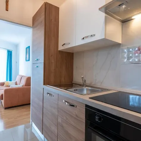 Lucija 2 By Guide Apartment Crikvenica
