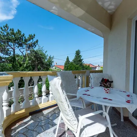 Apartamento Lucija 2 By Guide Crikvenica